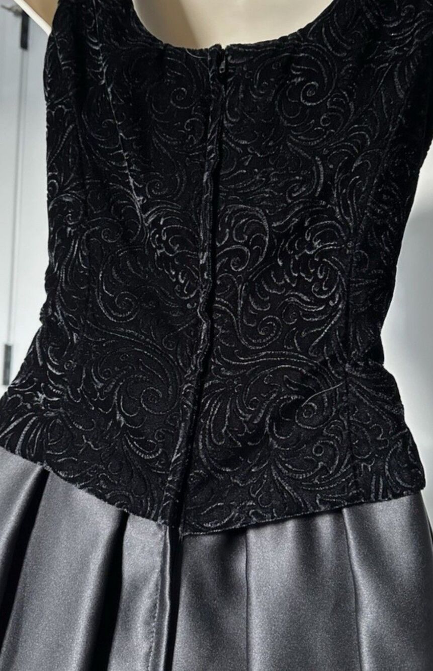 Vintage Scott McClintock Black Formal Dress Velvet Bodice Satin Skirt 6 - Picture 4 of 7